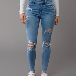 American Eagle Outfitters Light Blue Distressed Skinny Jeans